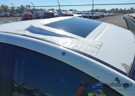 2011 Hyundai Sonata Limited из США, поврежденный, VIN 5NPEC4ACXBH001806